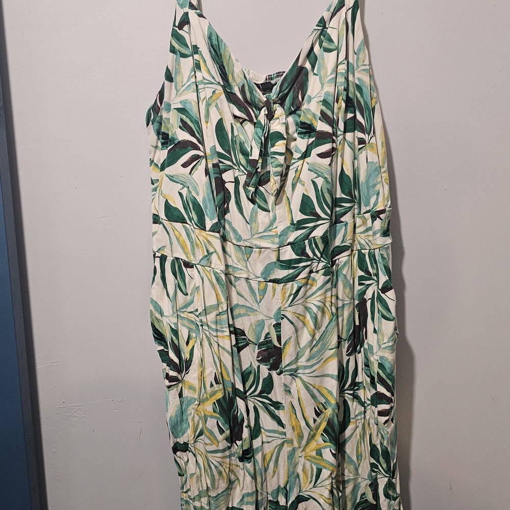 Torrid Green Leaf Print Romper - Size 3